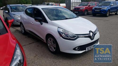 Renault Clio D-que M-nav Energy T - 899cc 5 Door