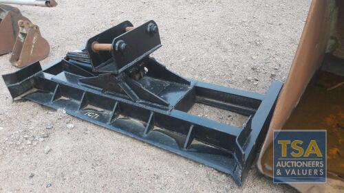 TILT ROAD GRADING BEAM FOR 6-9 TON DIGGER