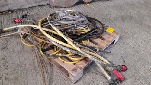 PALLET OF HOSES