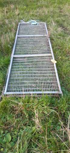 2 SHEEP GATES