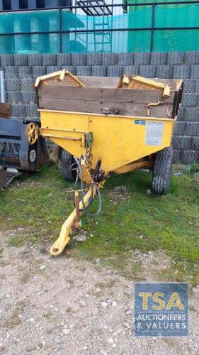 TASKERS MK10 FERTILISER SPREADER