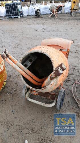 PETROL ENGINE BELLA BARROW MIX WITH STAND