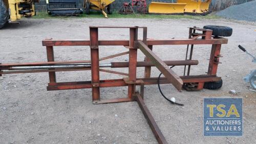 FORKLIFT FOR REAR OF TRACTOR