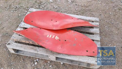 2 KV PLOUGH BOARDS (NO.8)