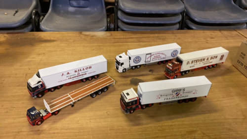 BOX 5 CORGI LORRIES