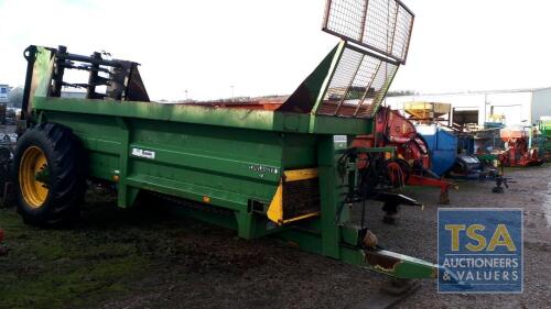 BUNNINGS MUCK CART WITH PTO