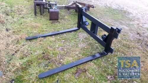 PALLET FORKS C/W EURO BRACKETS