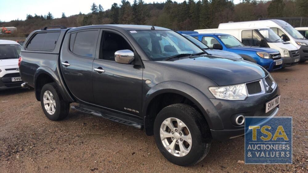 Mitsubishi L200 Barbarian Lb Dcb Di-d 4x4 - 2477cc 4x4