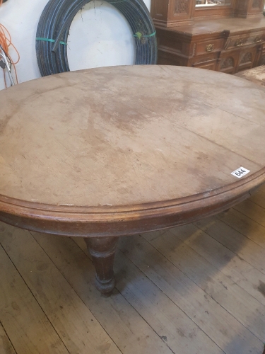 OVAL TABLE