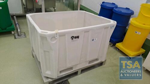 White Plastic Bin on Stainless Steel Pallet