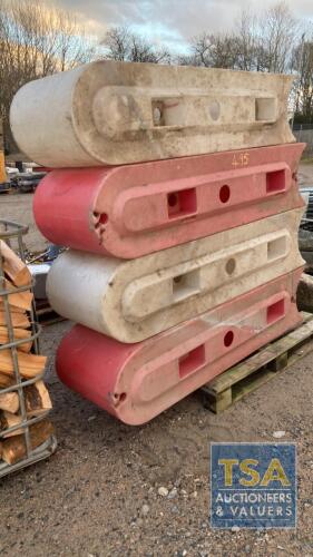 4 RED AND WHITE PLASTIC INTERLOCKING BARRIERS