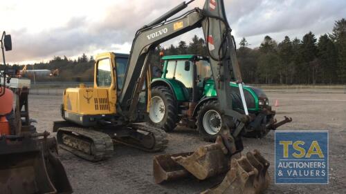 New Holland TM120 Tractor