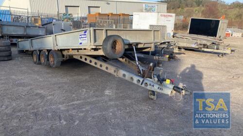 IFOR WILLIAMS TRI AXLE TILTBED TRAILER WITH DROPSIDES & SKIDS