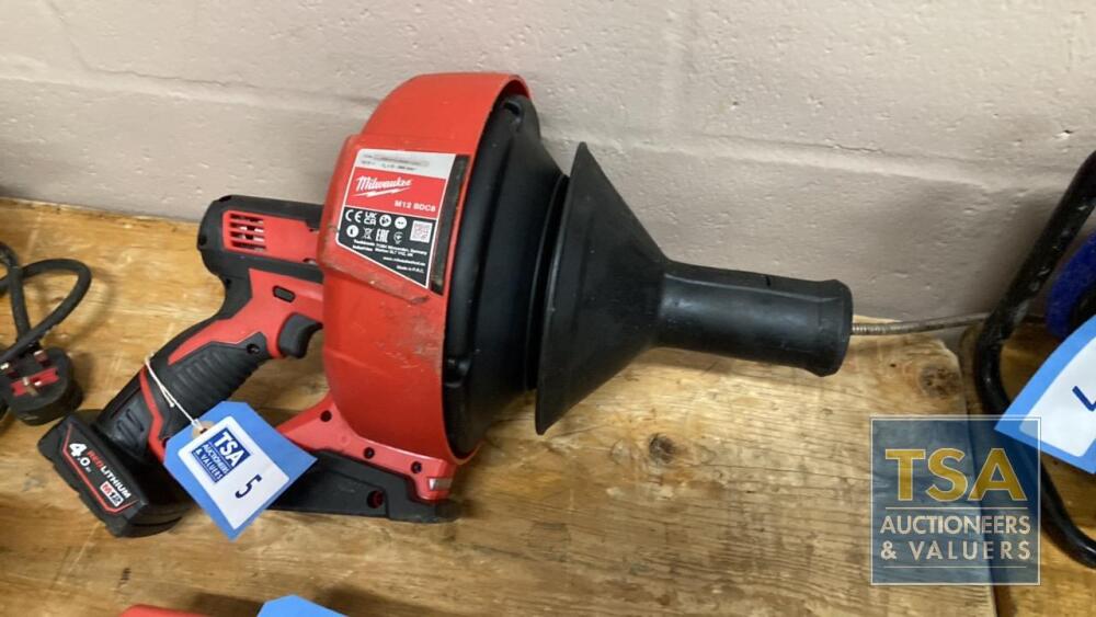 Milwaukee discount m12 bdc8