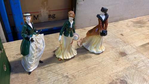 BOX 3 ROYAL WORCESTER ORNAMENTS