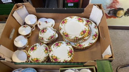 BOX OLD COUNTRY ROSES CHINA