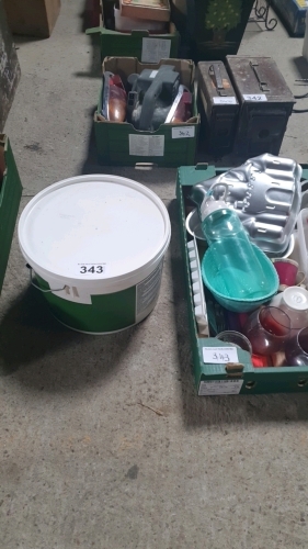 TUB PAINT & BOX KITCHENWARE ETC