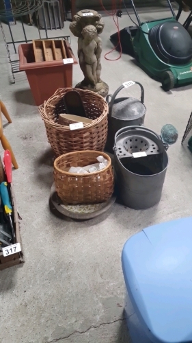 ROOZER PAIL BASKET ETC