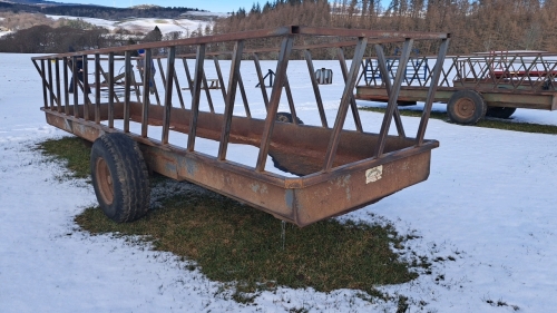 KINBROON FEED TRAILER