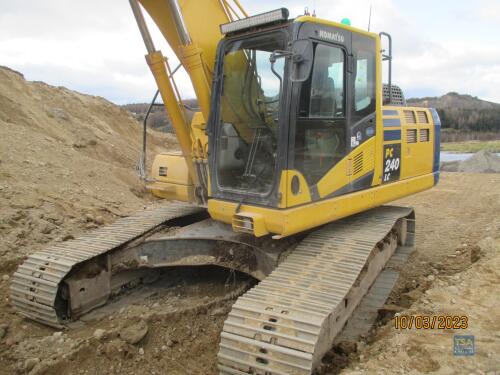 Komatsu PC240LC Steel Track Excavator c/w Piped Boom -