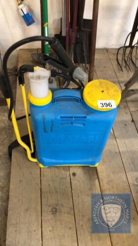 KNAP SACK SPRAYER