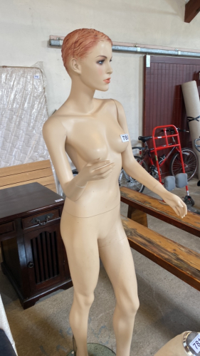 DRESSMAKERS DISPLAY DUMMY