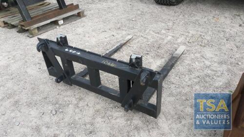 PALLET FORKS & BACK PLATE C/W EURO BRACKETS