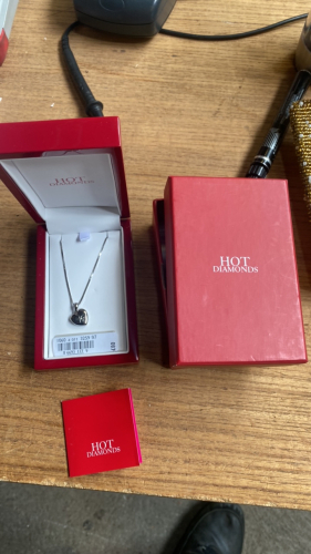 HOT DIAMOND NECKLACE