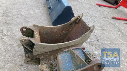 17" DIGGER BUCKET