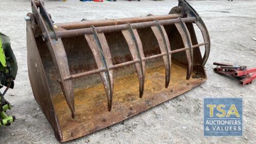 BUCKET WITH CLAMP TO FIT JCB