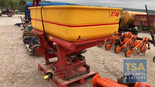 TEAGLE XT48 MANURE SPREADER WITH PTO