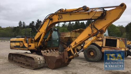 JCB JS220L, c/w 3 buckets, PLUS VAT