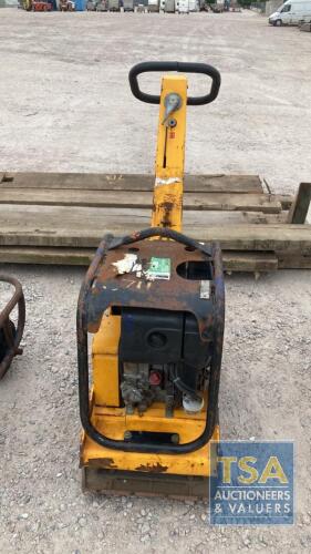 JCB DIESEL VIBRATING PLATE