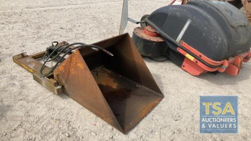 FORKLIFT BUCKET