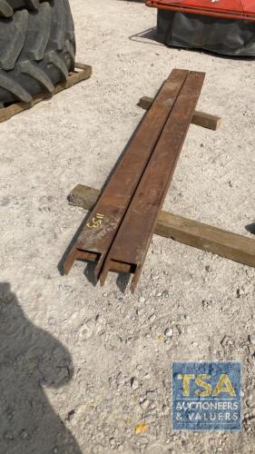 PAIR 2.5M HEAVY DUTY EXTENDING PALLET TOES