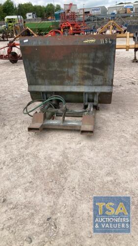 FORKLIFT TOE TIP BUCKET