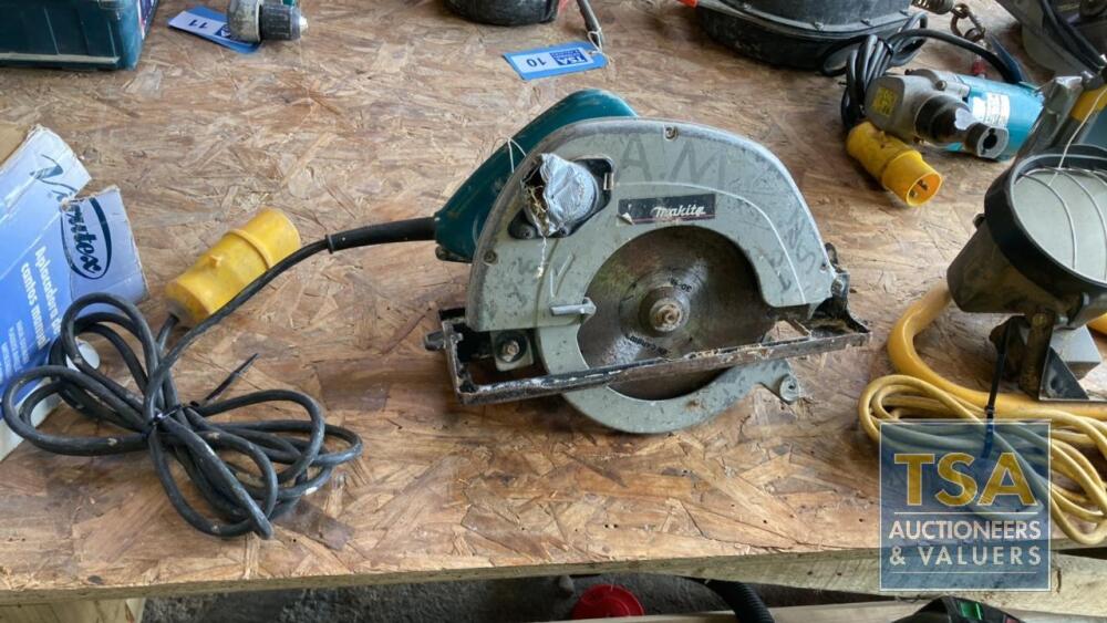 Makita 5704R Rip Saw 190mm 110V