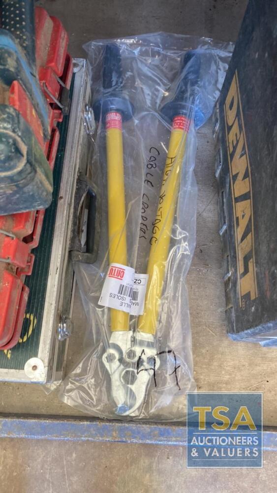 HIGH VOLTAGE CABLE CUTTERS