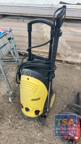 KARCHER POWER WASHER