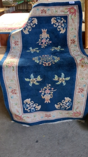 ORIENTAL RUG