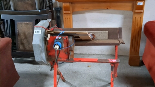 ELECTRIC SAW & BLADE