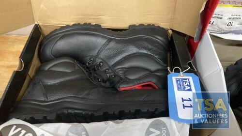 Pair Viz Safety Boots - Size 11