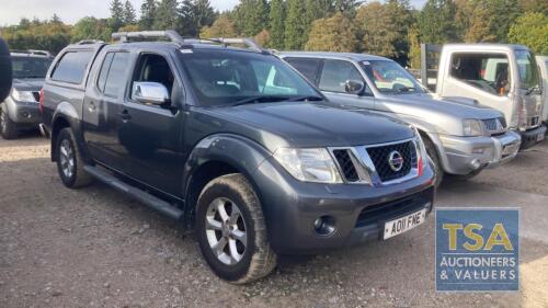 Nissan Navara Tekna D/c Dci 188 - 2488cc 4 Door 4x4