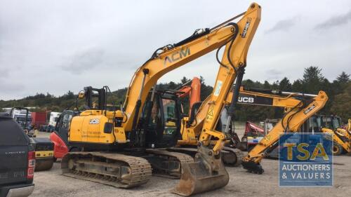 JS 131 LHC EXCAVATOR WITH DIGGING AND GRADING BUCKET, , PLUS VAT