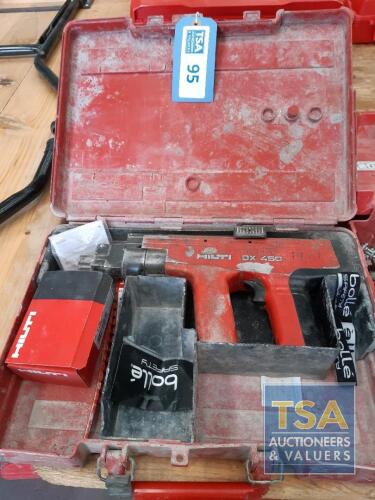 Hilti DX450 Fixing Gun