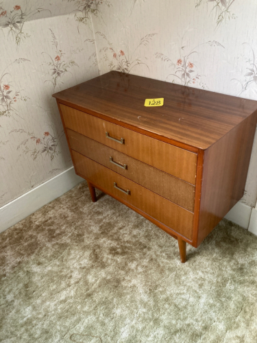 SMALL CHEST OF DRAWERS