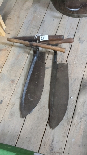 4 HAY KNIVES