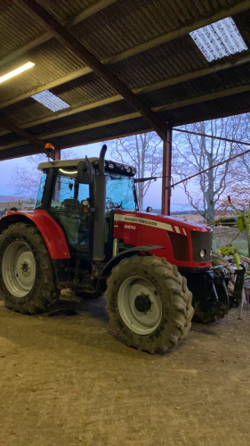 MF 6470 dyna 6 SV59 EDF c/w front linkage (3852 hours)