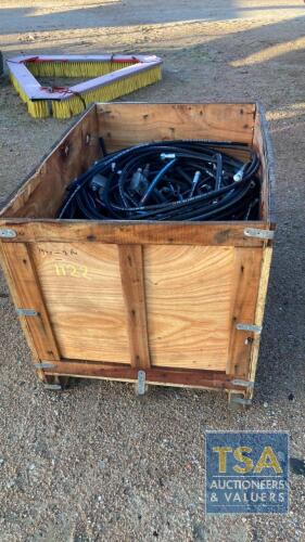 BOX VARIOUS HYDRAULIC HOSES