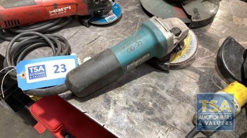 Makita 9558NBR Grinder - 110V